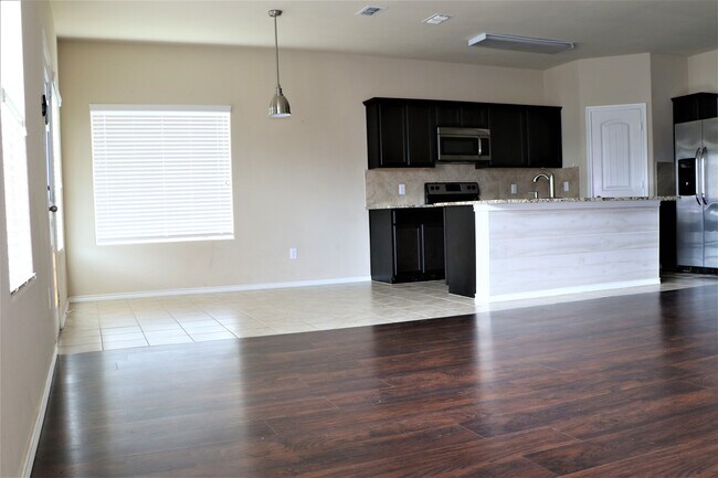 Foto del edificio - 259 Meadowlands Dr