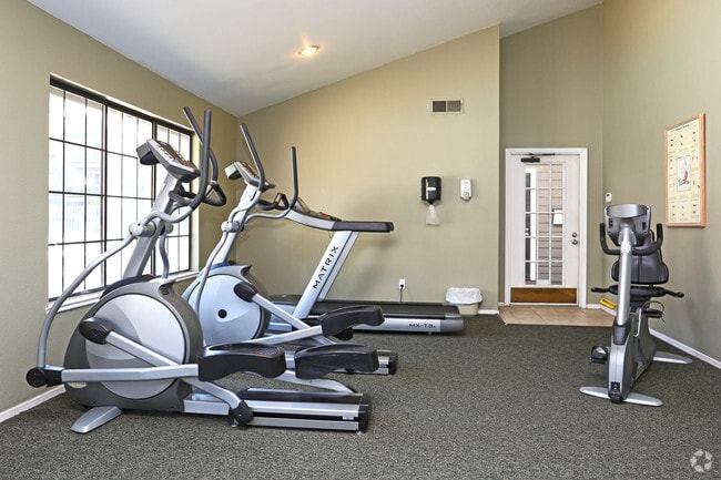 Gimnasio - THE MARINA APARTMENTS