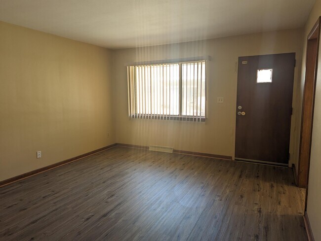 Building Photo - 3506 Harrison Ave