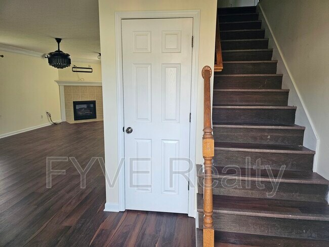 Foto del edificio - 2426 Middlebrook Ridge Ln