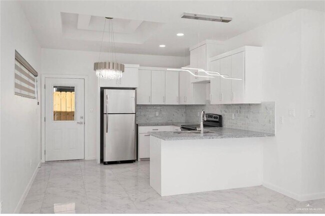 Foto del edificio - 1412 Hibiscus Ave
