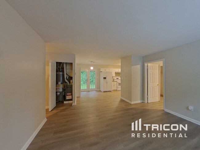 Foto del edificio - 2943 Pebblebrook Dr