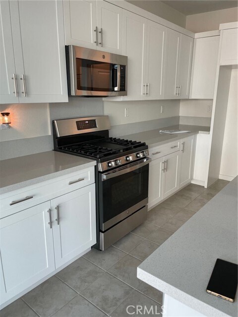 Foto del edificio - 2553 E Hazel St