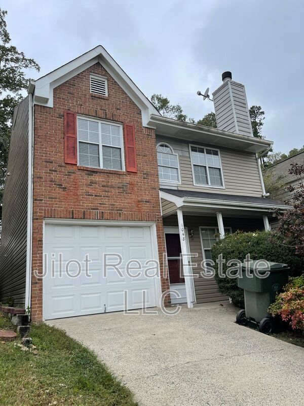 Photo - 1048 Hillsborough Chase NW House