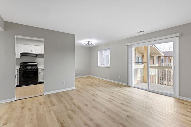 Foto del edificio - The Cedars Apartment Homes