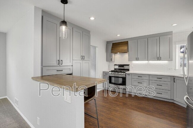 Foto del edificio - 1309 W Myrtle St