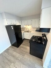 Building Photo - 1006 Marilyn Ct