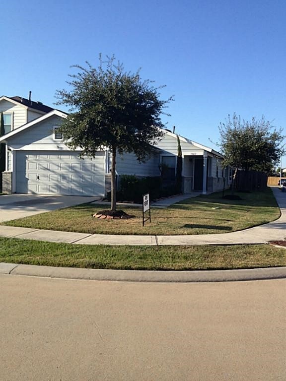 Foto del edificio - 15611 Red Pine Ridge Way