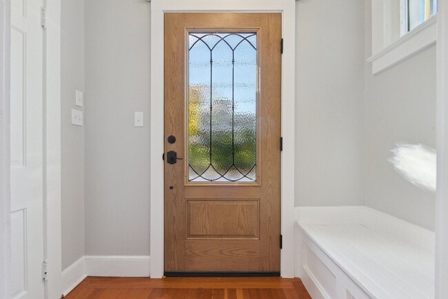 Building Photo - 9 Haigh Ave