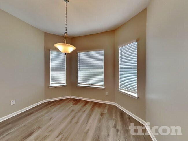 Building Photo - 7587 Poplar Falls St