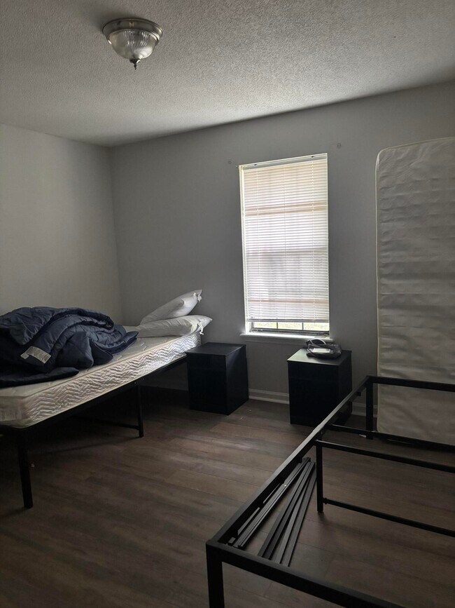 Foto del edificio - 2412 Antebellum Dr
