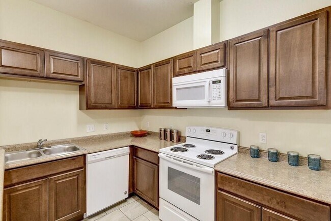 Foto del edificio - 420 N Pleasant Valley Rd