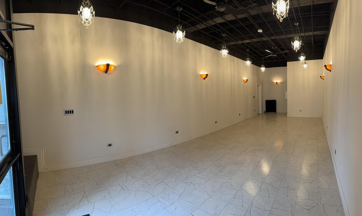 Foto principal - 1605 W 80th St