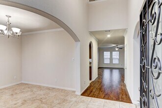 Building Photo - 19806 Amber Village Ln