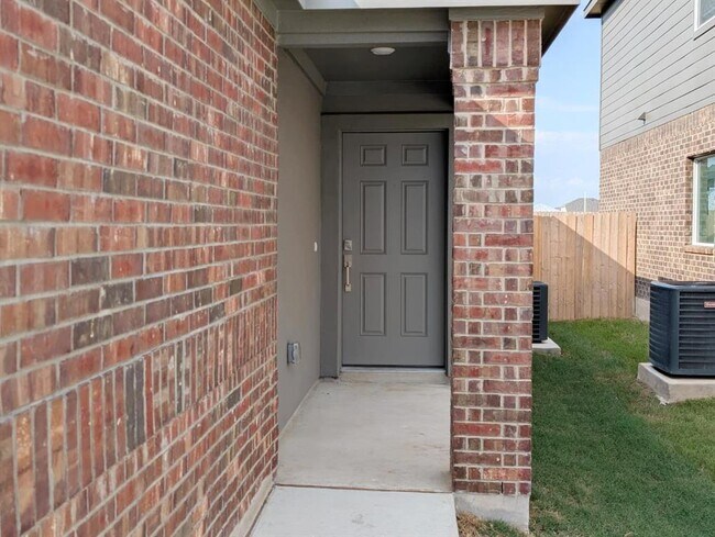 Building Photo - 107 Imola St