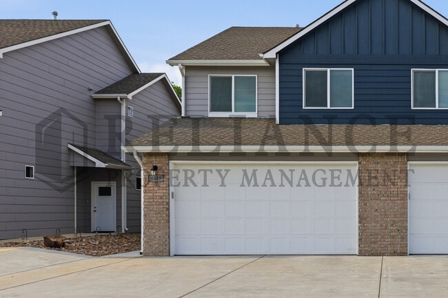 Building Photo - 4647 E 45th St N