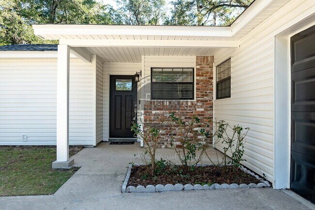 Foto del edificio - 2781 Grantham Ln