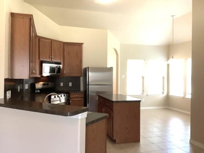 Foto del edificio - 5119 Westwood Pines Dr