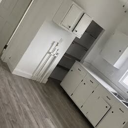 Foto del edificio - 327 W Missouri St