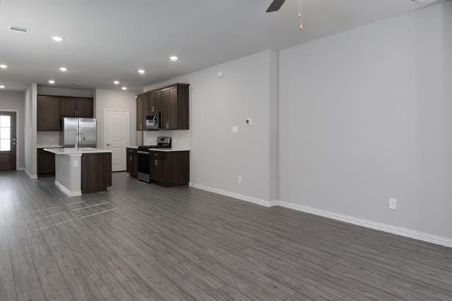 Building Photo - 3529 Chambers Dr
