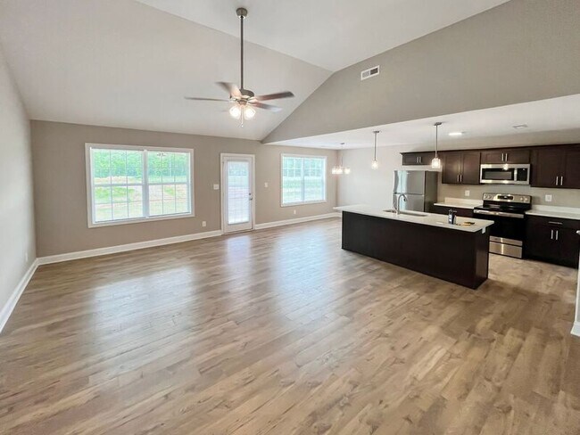 Building Photo - 142 Ardell Dr