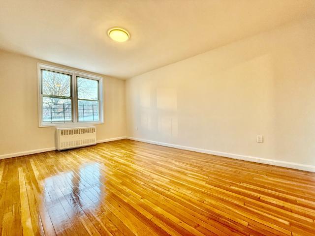 Primary Photo - 1 bedroom in BRONX NY 10461