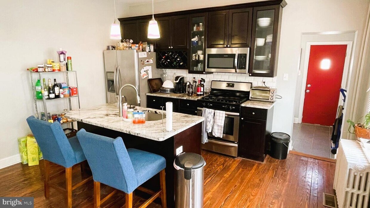 Primary Photo - 4237 Manayunk Ave