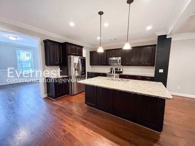 Foto del edificio - 2148 W Village Ln