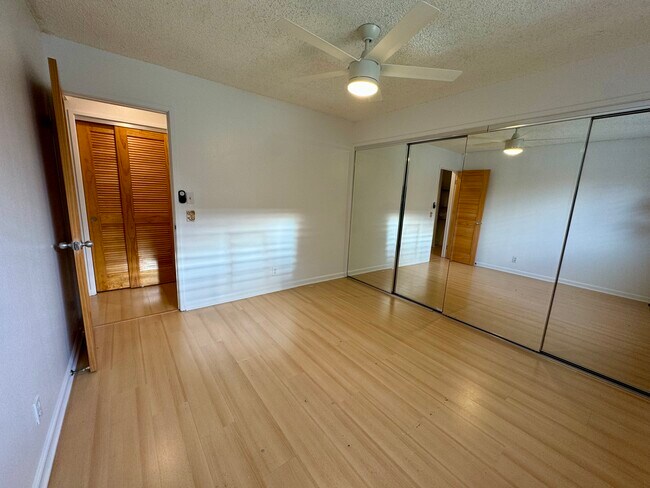 Dormitorio - 350 Aoloa St
