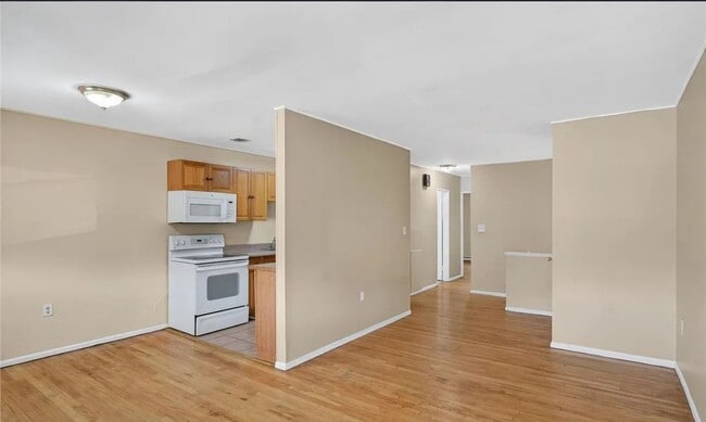 Foto del edificio - 1831 S Church St