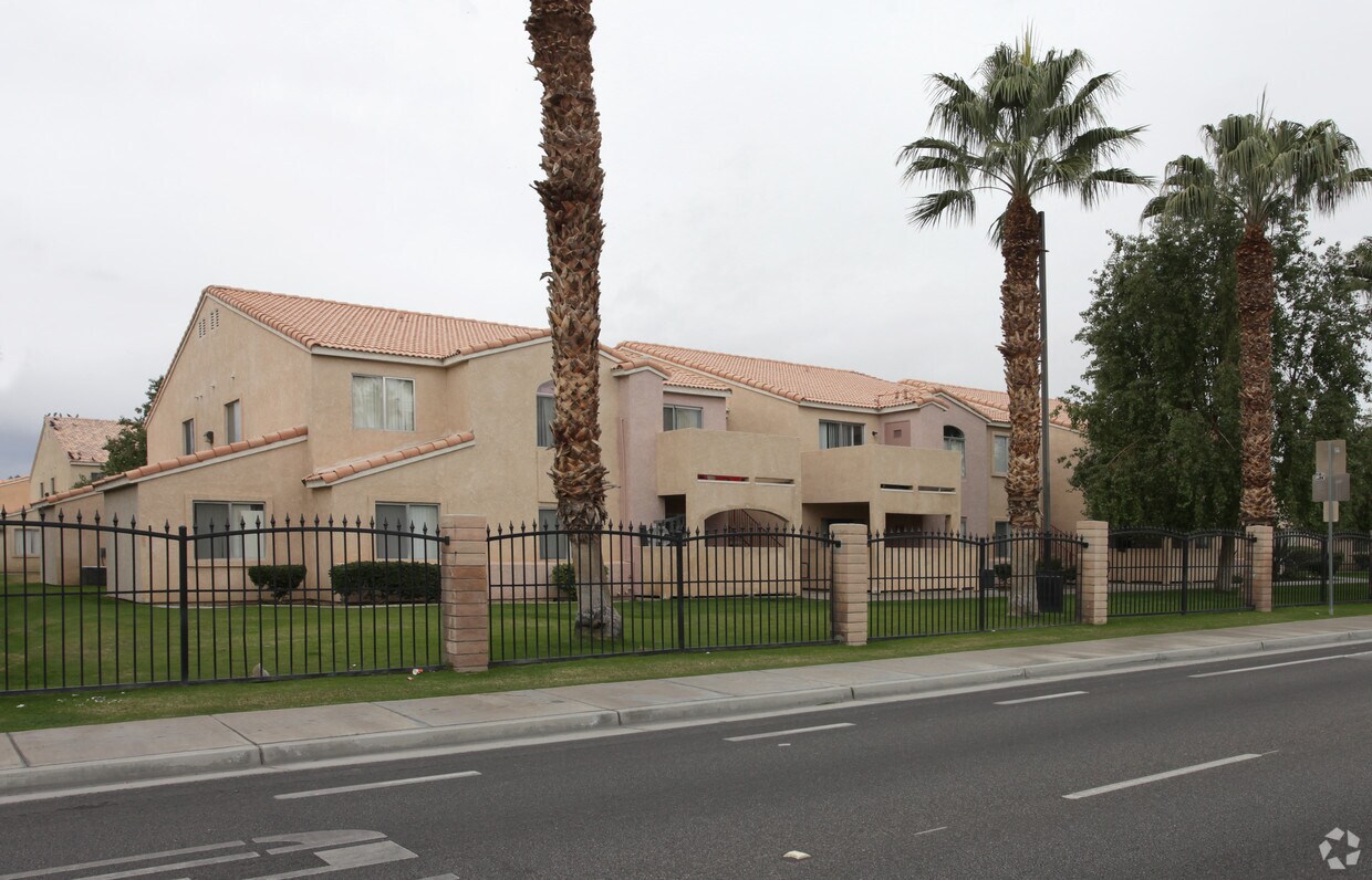 Indio Desert Palms Apartments Indio, CA