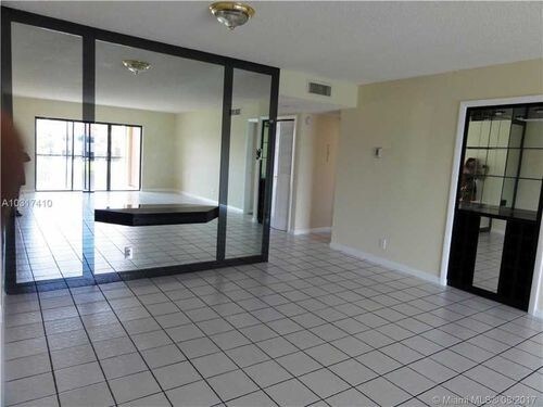 Foto del edificio - 436 Lakeview Dr