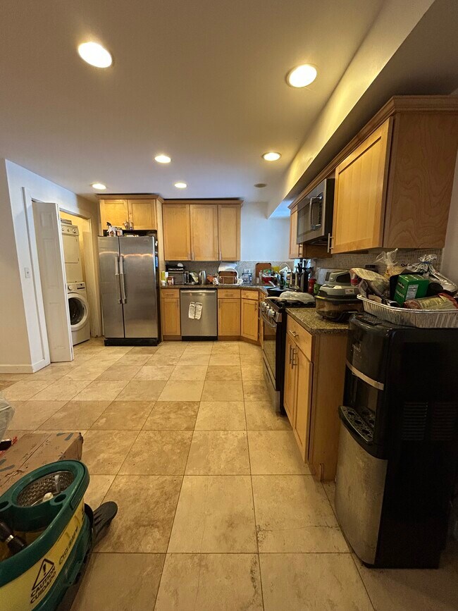 Foto del edificio - 22 Broadlawn Park