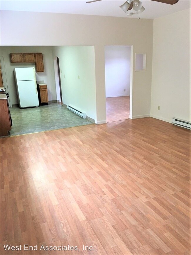 Foto del edificio - 3060 S Cedar Crest Blvd