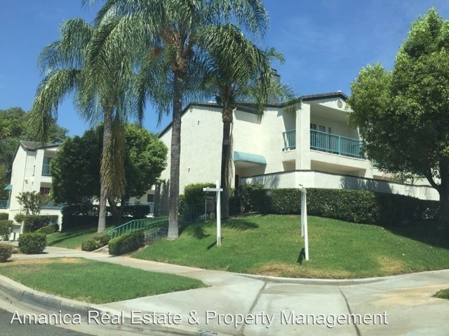 Building Photo - 1002 Via Zapata