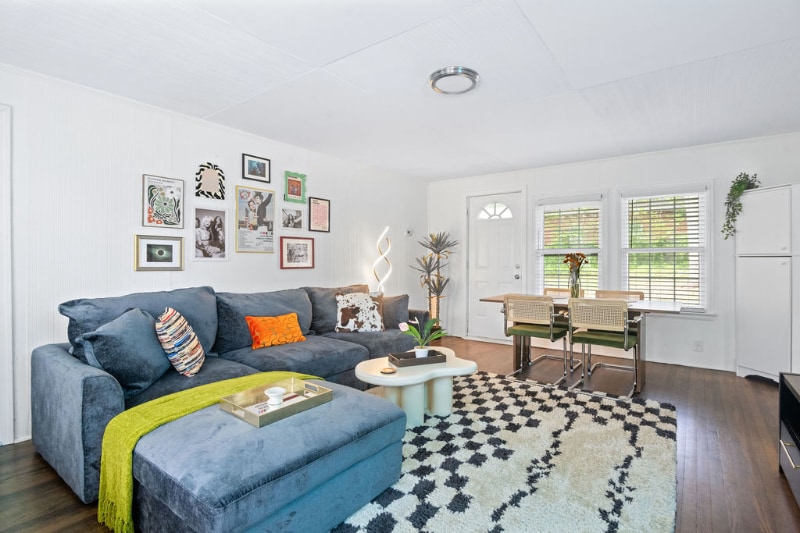 Photo - 00 inquire about address (Hapeville, GA)