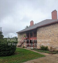 Building Photo - 819 Betty Ct