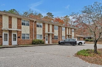 Building Photo - 302 Law Rd