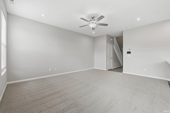 Foto del edificio - 3591 Canal Square Dr