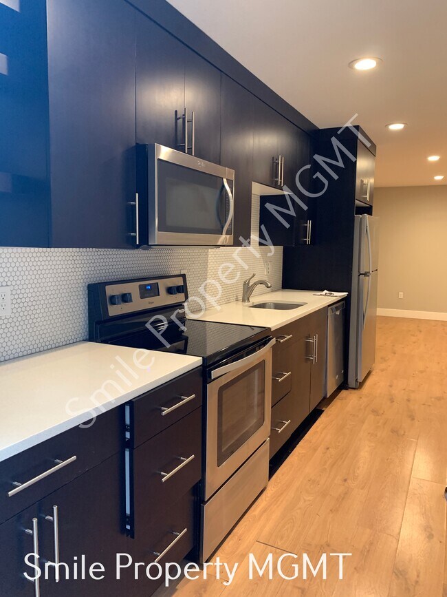 Foto del edificio - 2416 SE Morrison St