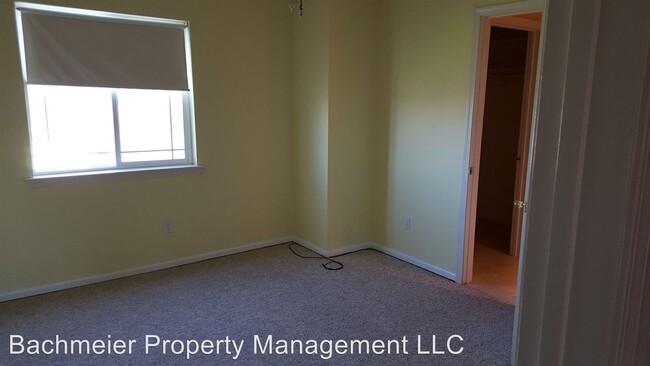 Building Photo - 2 br, 2 bath House - 1837 SW Runnion Pl
