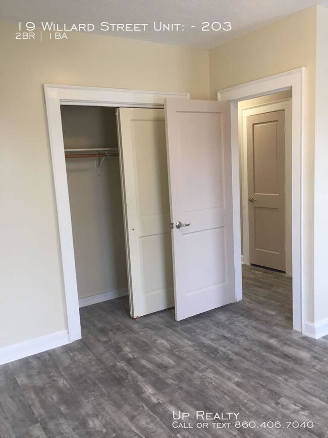 Foto del edificio - 19 Willard St