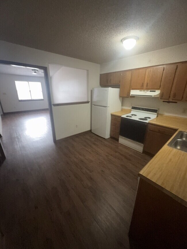 Foto del edificio - 1710 Wine Press Ct