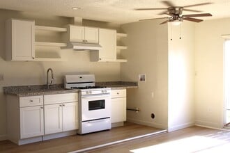 Building Photo - 6812 Quailwood Dr