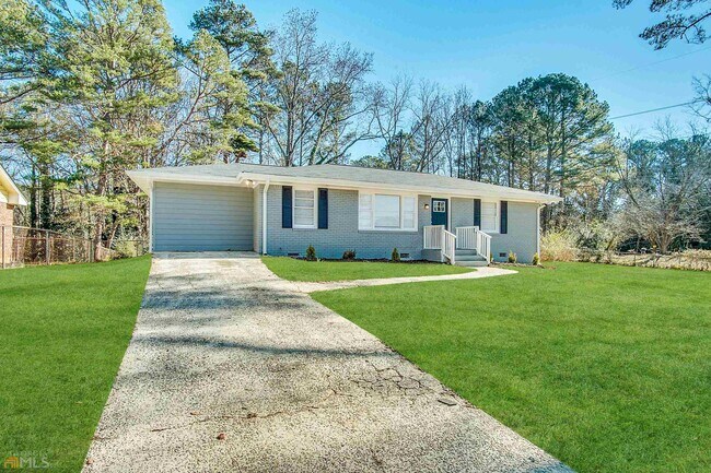 Building Photo - 2886 Belleau Ln SE