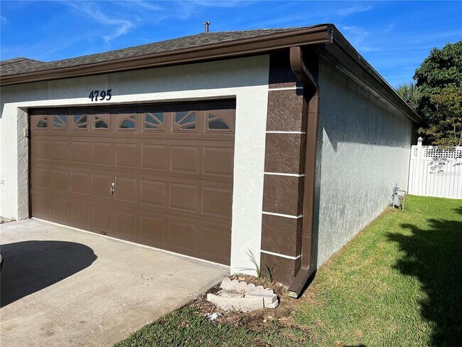 Building Photo - 4795 Warrior Ln