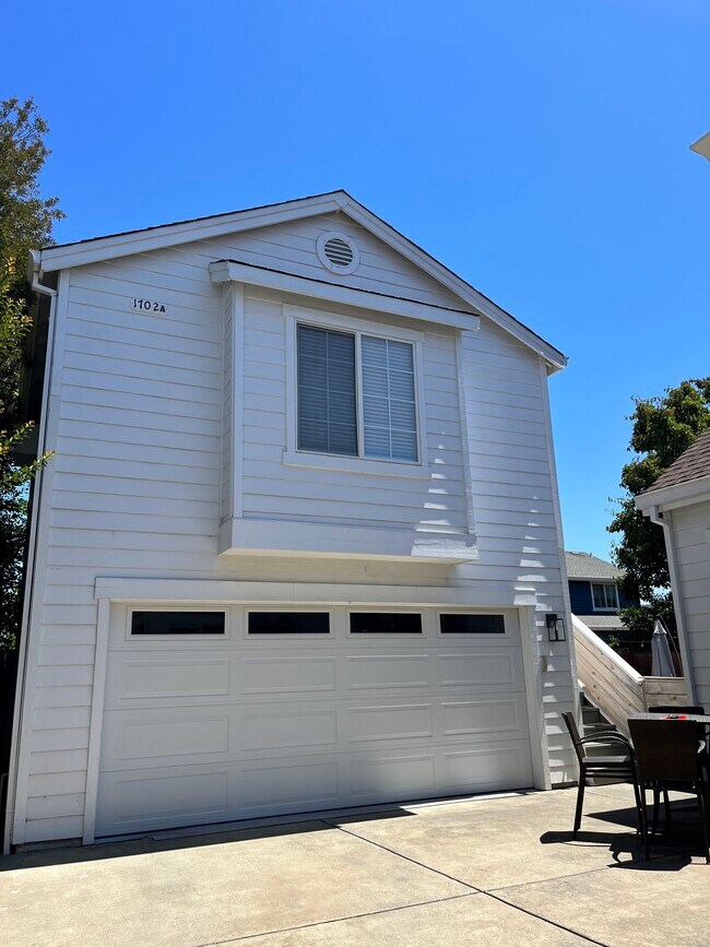 Beautiful studio above garage. - 1702 Canyon Run