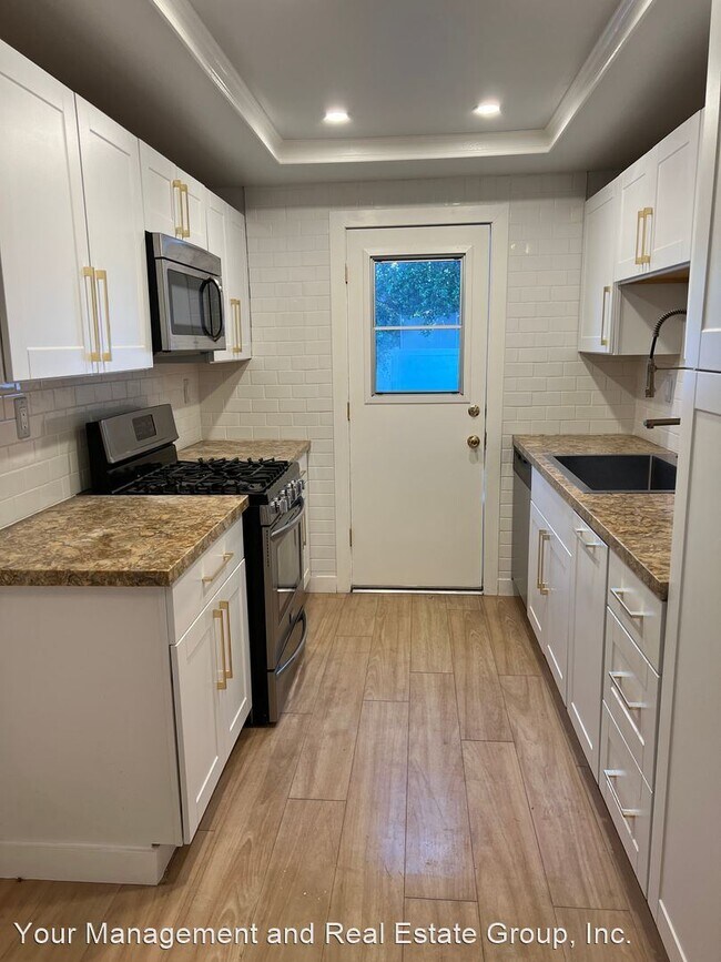 Building Photo - 4 br, 2 bath House - 14182 Oro Grande St.