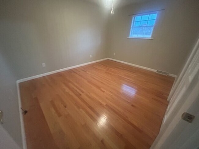 Foto del edificio - Three Bedroom Home in Corbin, KY