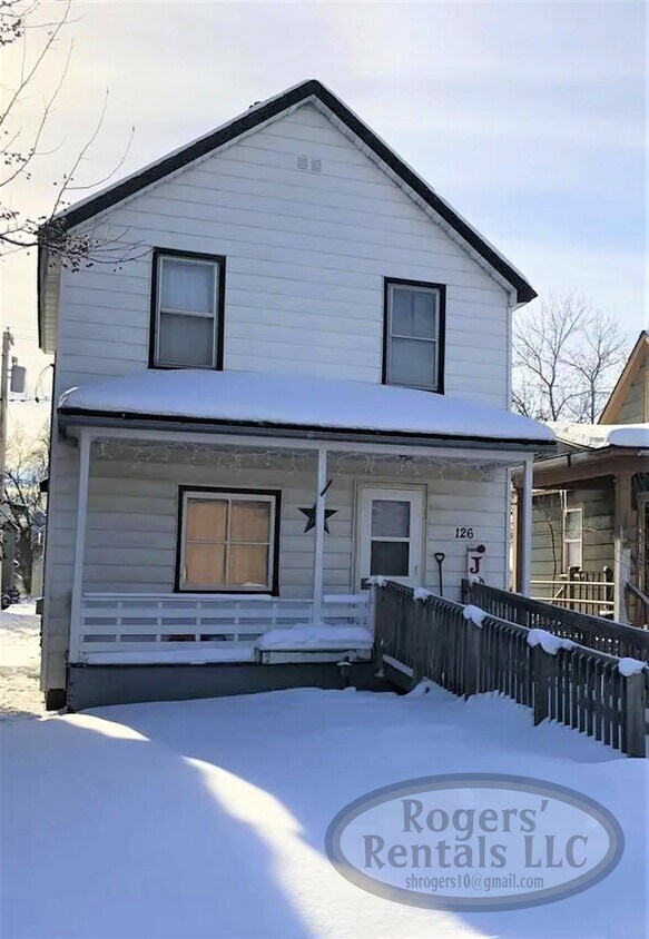 126 E 16th St, Hibbing, MN 55746 House Rental in Hibbing, MN